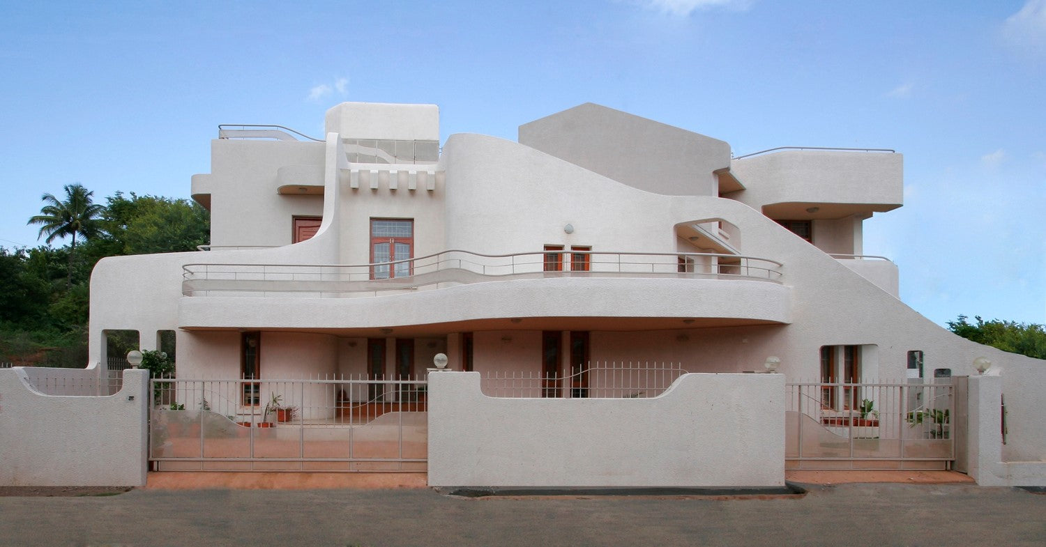 RAJAS-A free flowing House