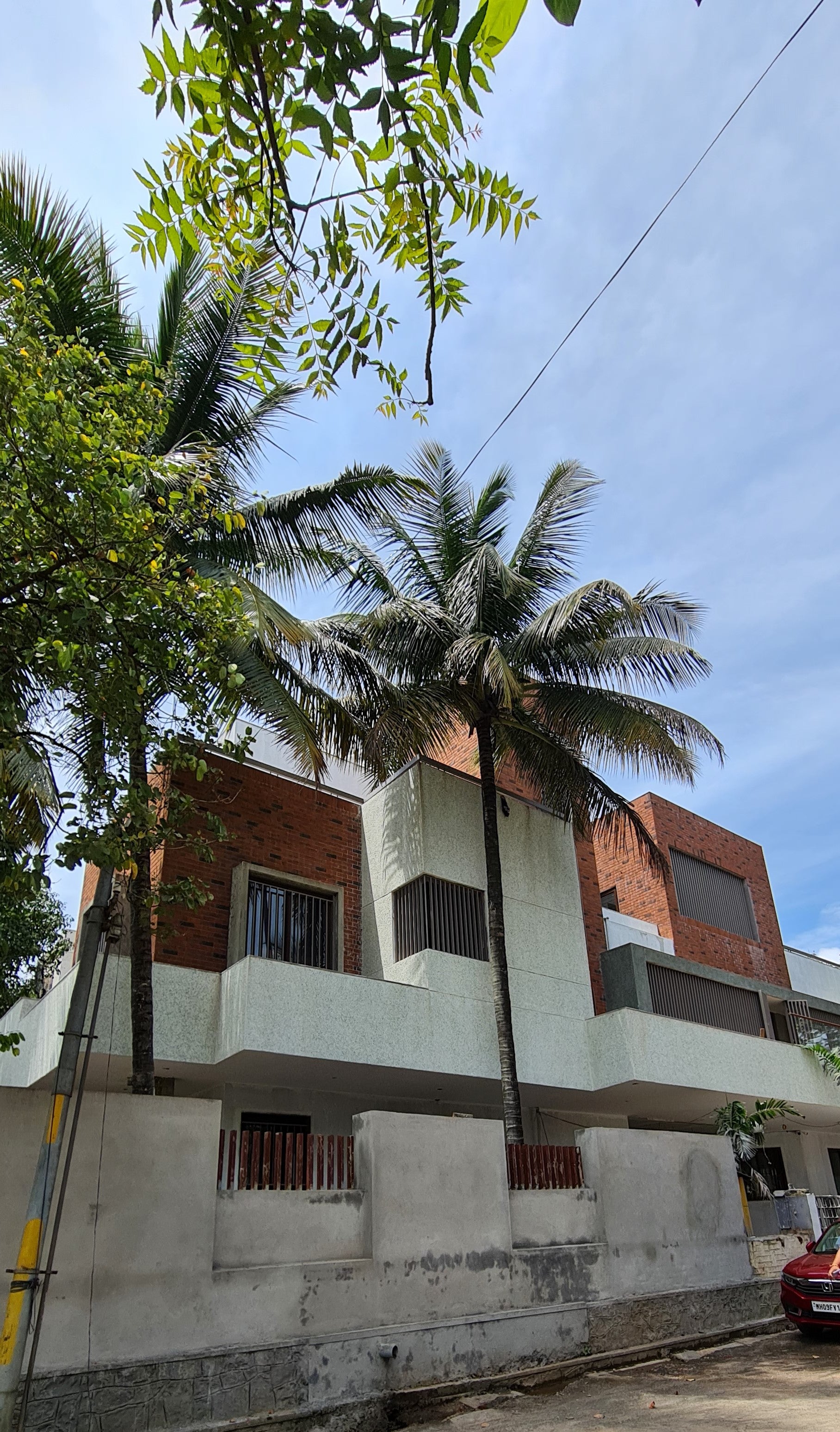LOKNETA-A Bungalow With Trees